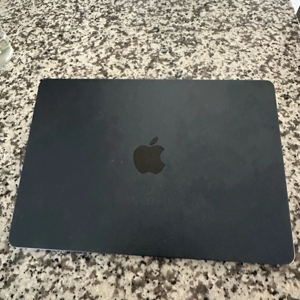 MacBook Air M2